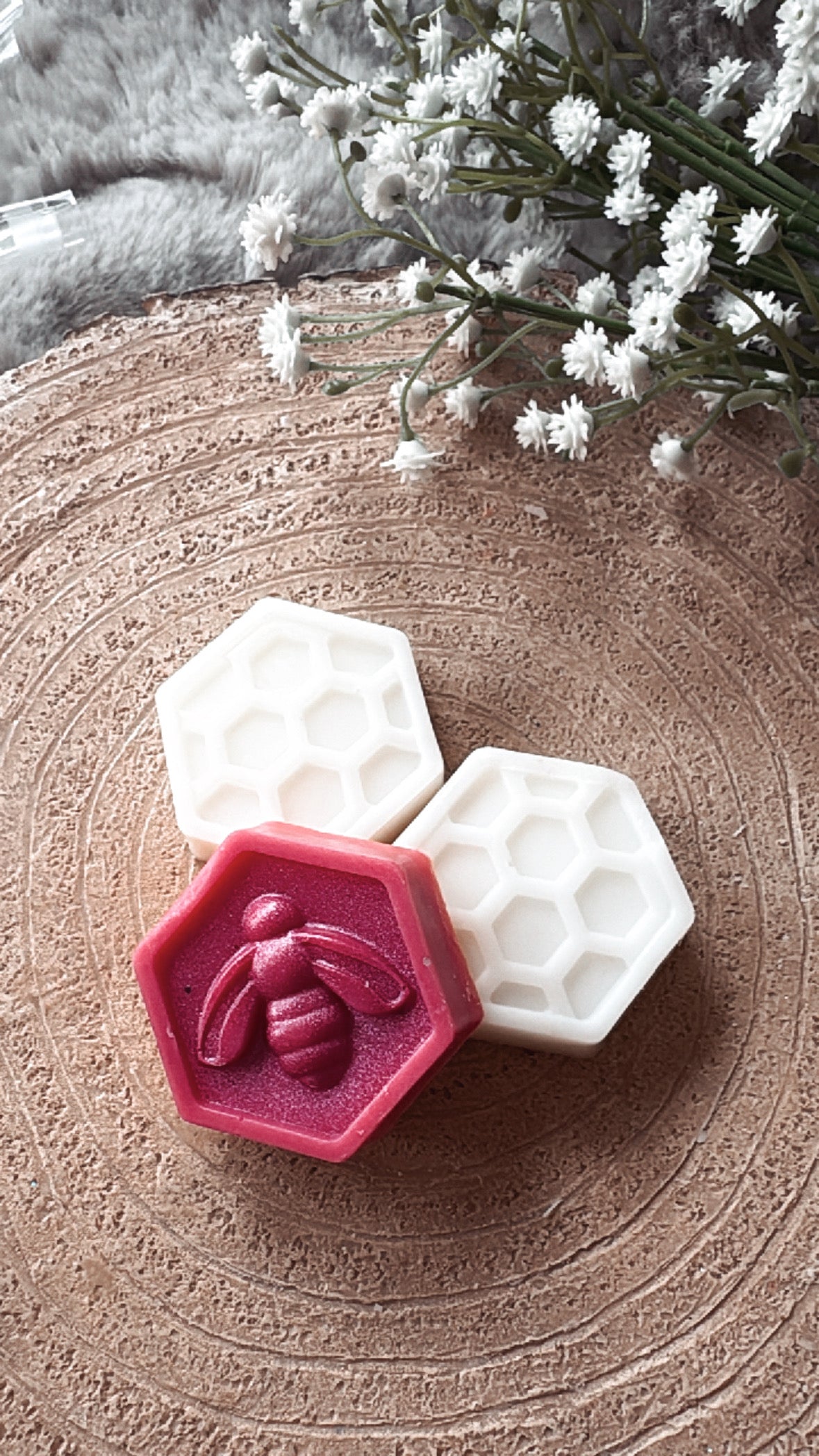 Blackberry & Bay Honeycomb