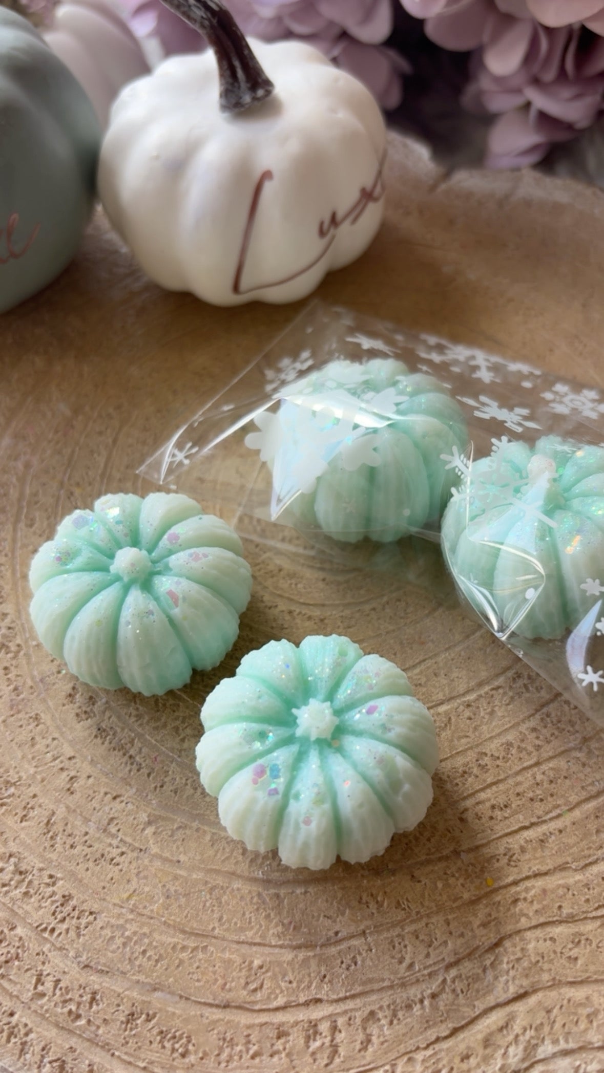Emerald Pear Blossom Whole Pumpkins