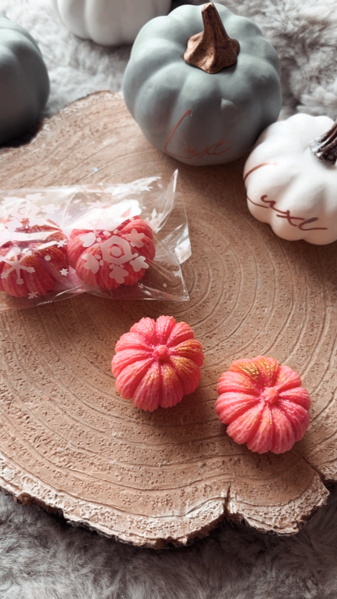 Winter Cherry & Ginger Frosting 3d Pumpkin Wax Melts