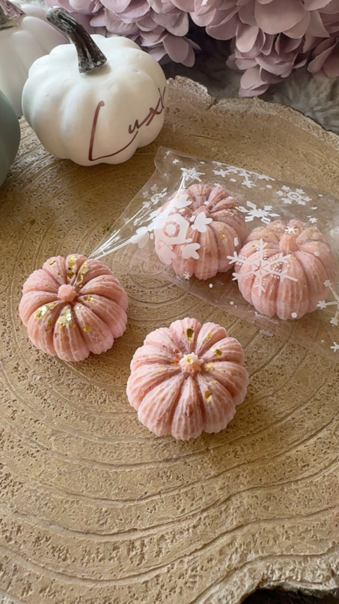Quince & Amber Whole Pumpkins