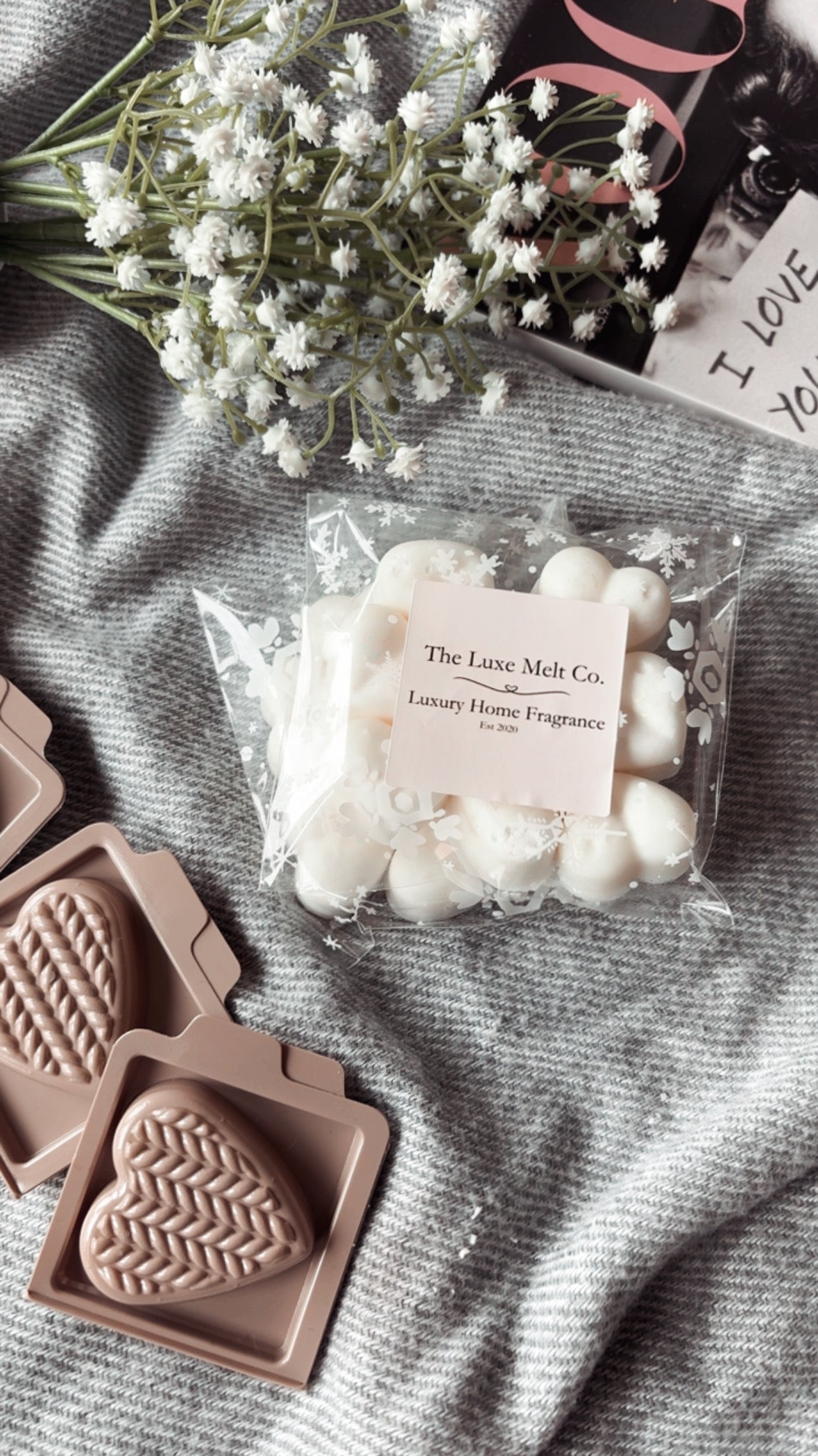 Solaris Blanc Wax Hearts