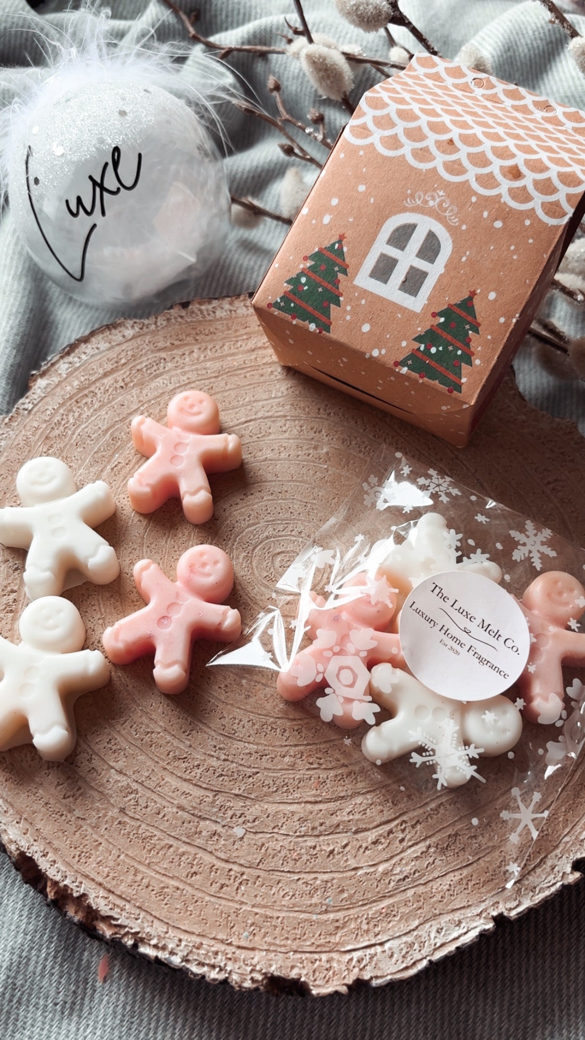 Snowflake Cookie Gingerbread House